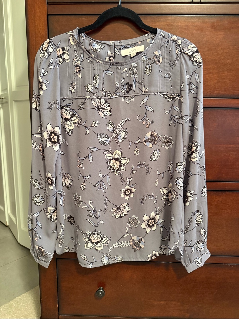 LOFT Lavender-Gray Floral Long Sleeve Blouse